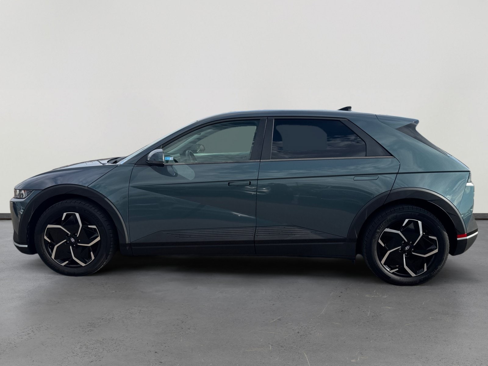 Used 2024 Hyundai IONIQ 5 SEL with VIN KM8KN4DE5RU269037 for sale in Peoria, AZ