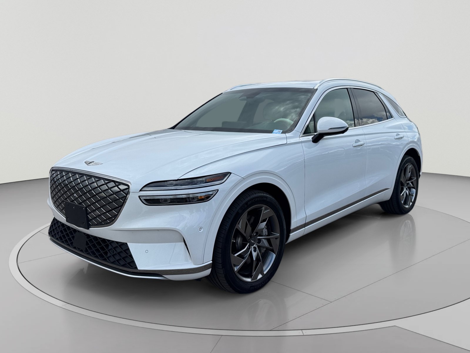 2024 Genesis Electrified GV70