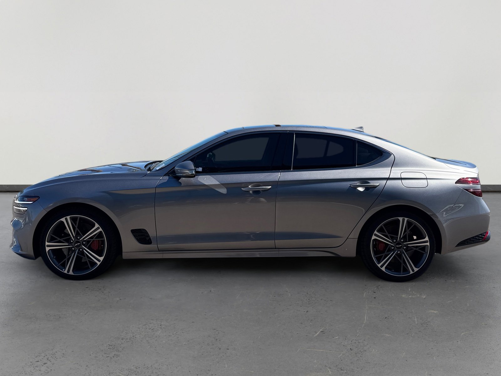 2025 Genesis G70 3.3T Sport Advanced photo 2