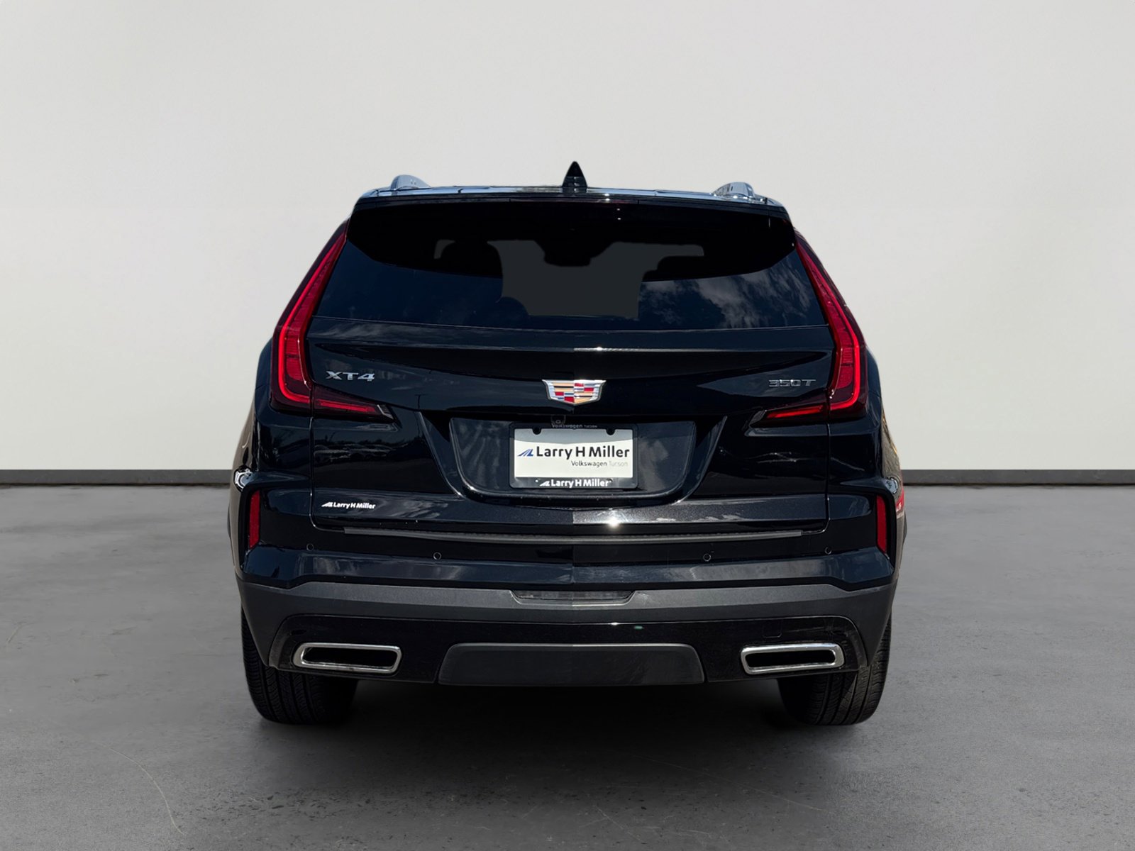 2024 Cadillac XT4 Premium Luxury photo 4
