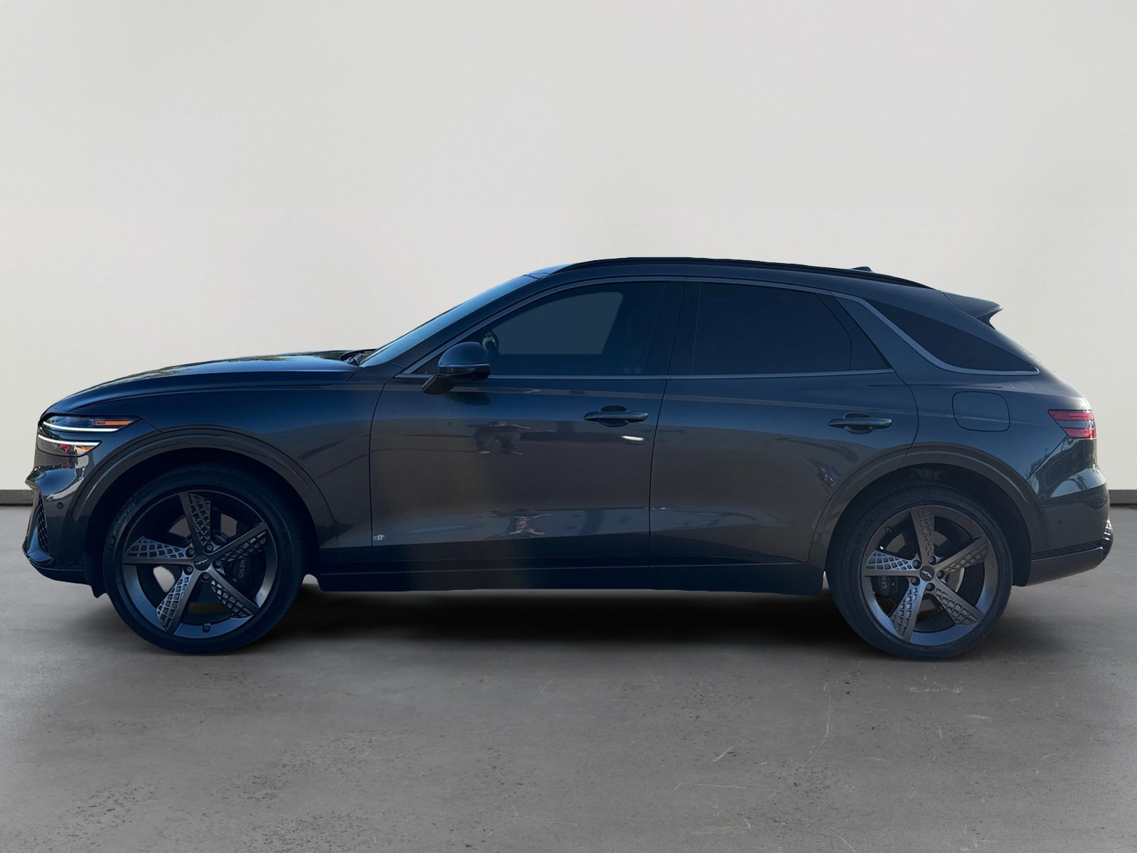 2024 Genesis GV70 3.5T Sport photo 2