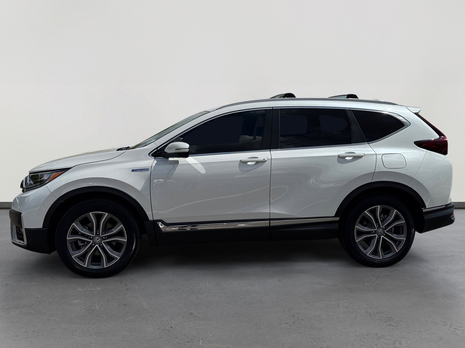 2022 Honda CR-V Hybrid Touring photo 2