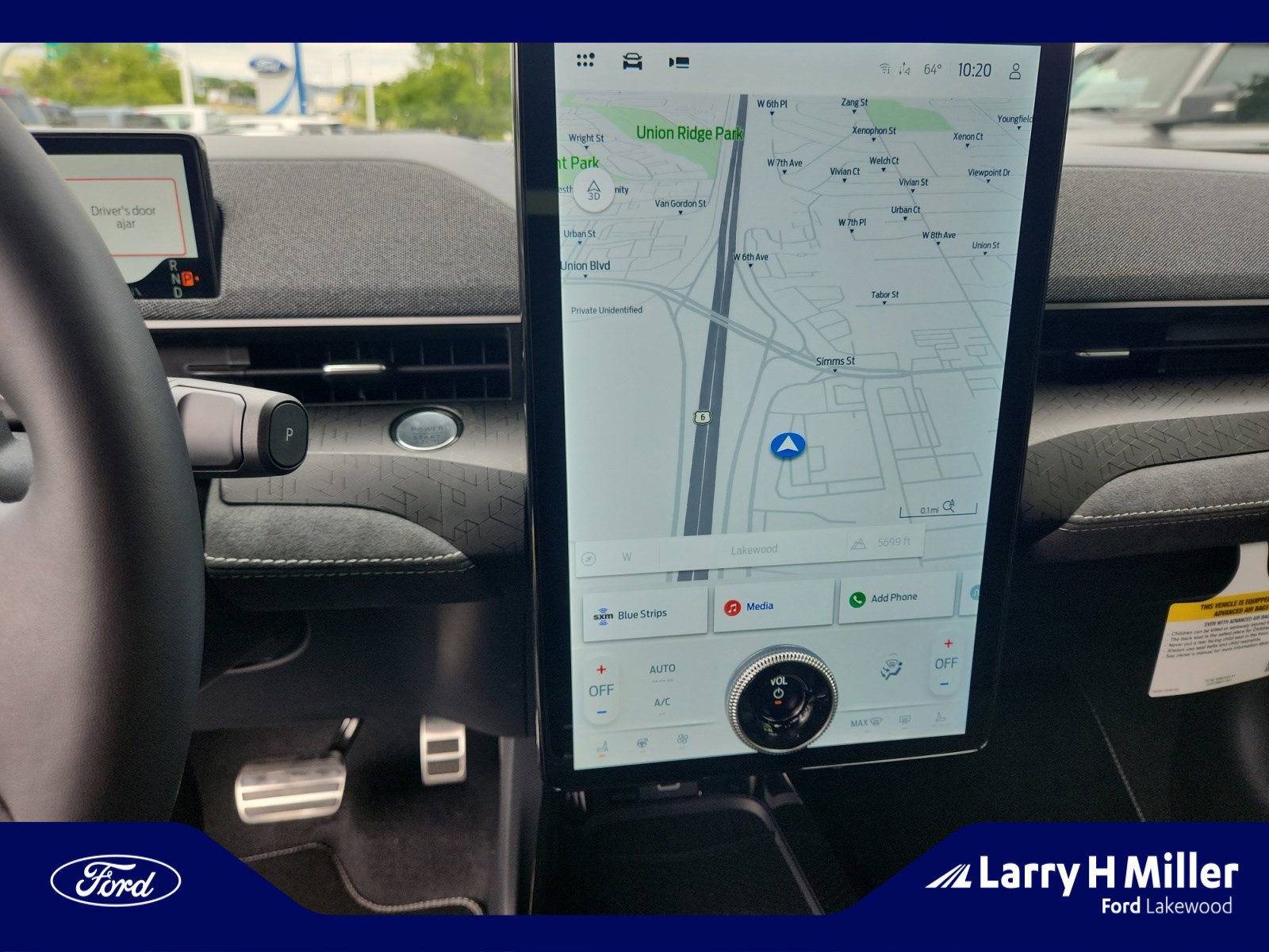 2025 Ford Mustang Mach-E GT - Photo 28