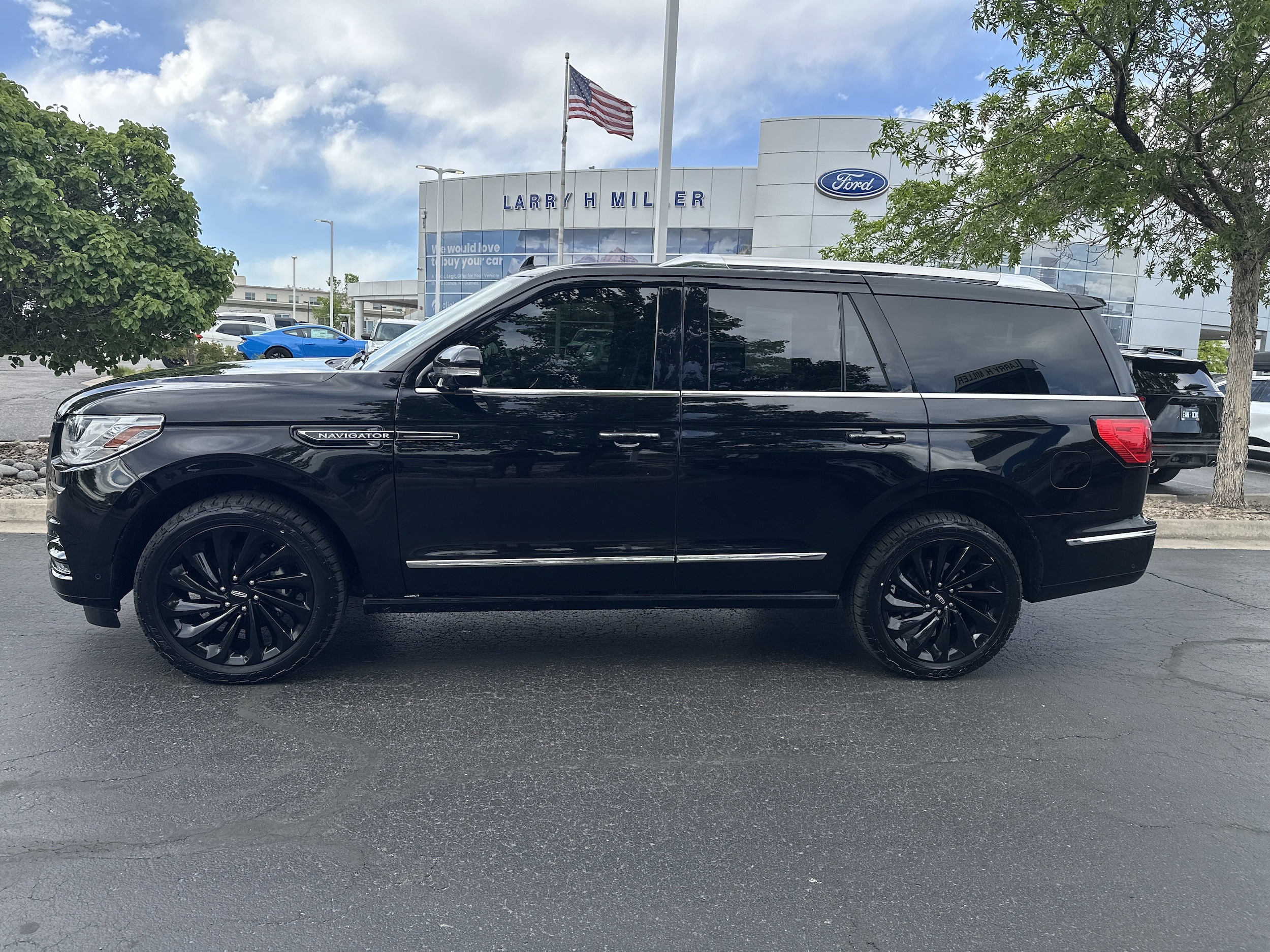 Used 2021 Lincoln Navigator Reserve with VIN 5LMJJ2LT7MEL10473 for sale in Lakewood, CO