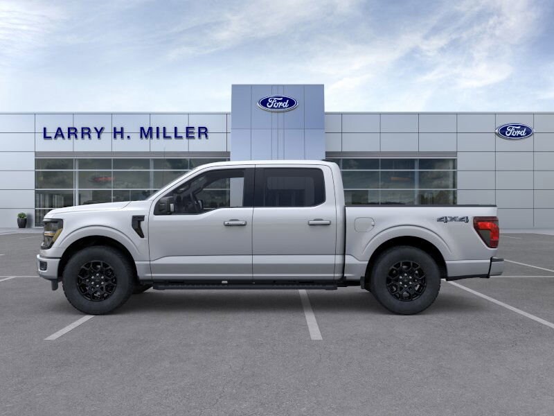 2025 Ford F-150 XLT photo 3
