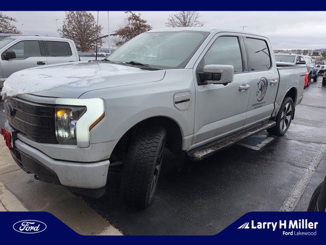 2023 Ford F-150 Lightning Platinum's photo