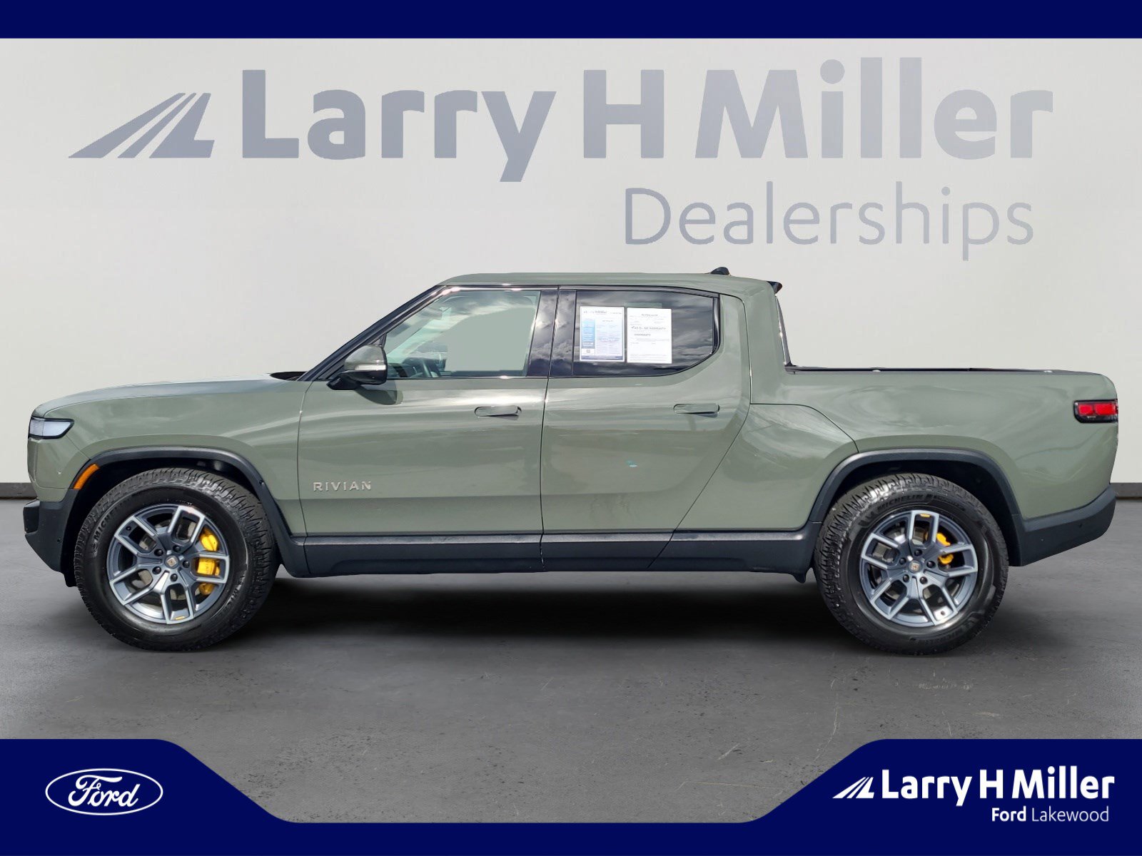 Used 2023 Rivian R1T Adventure with VIN 7FCTGAAL7PN026156 for sale in Lakewood, CO