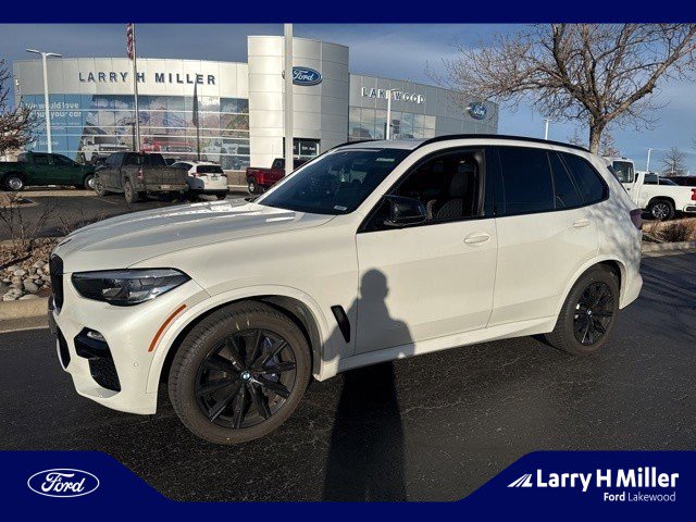 2020 BMW X5 40i's photo