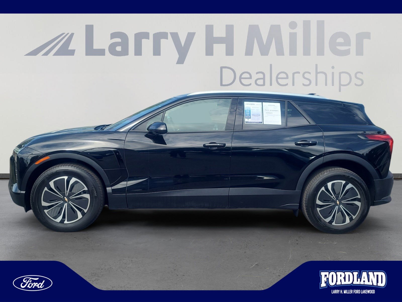 Used 2024 Chevrolet Blazer EV LT with VIN 3GNKDBRJ3RS250186 for sale in Lakewood, CO