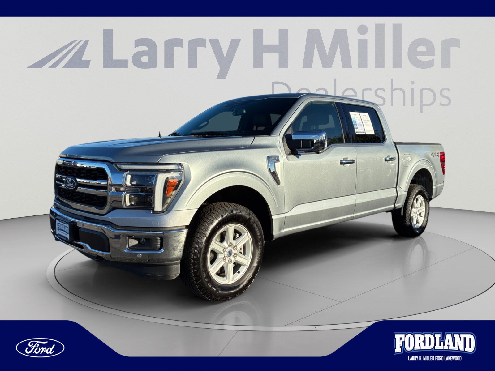 2025 Ford F-150 LARIAT Truck SuperCrew Cab