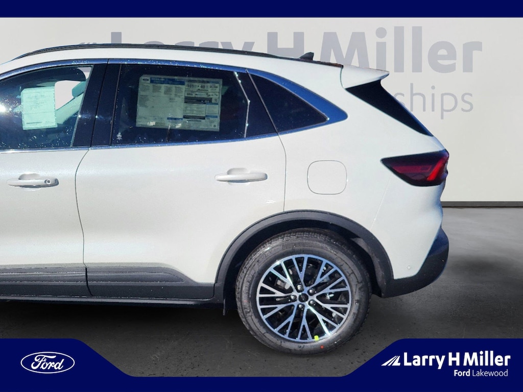 New 2024 Ford Escape Plug-in Hybrid SUV