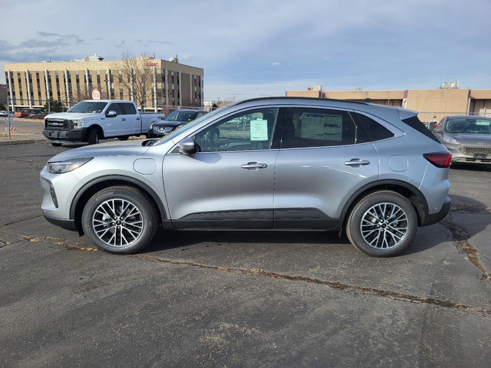 2024 Ford Escape Plug-In Hybrid photo 3
