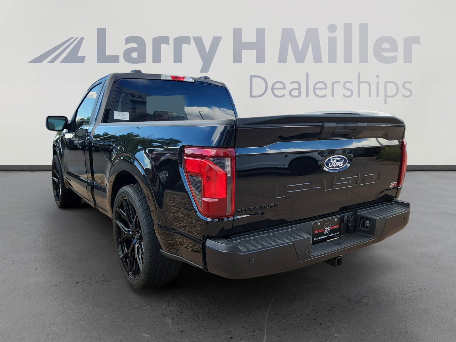 2025 Ford F-150 XL photo 3