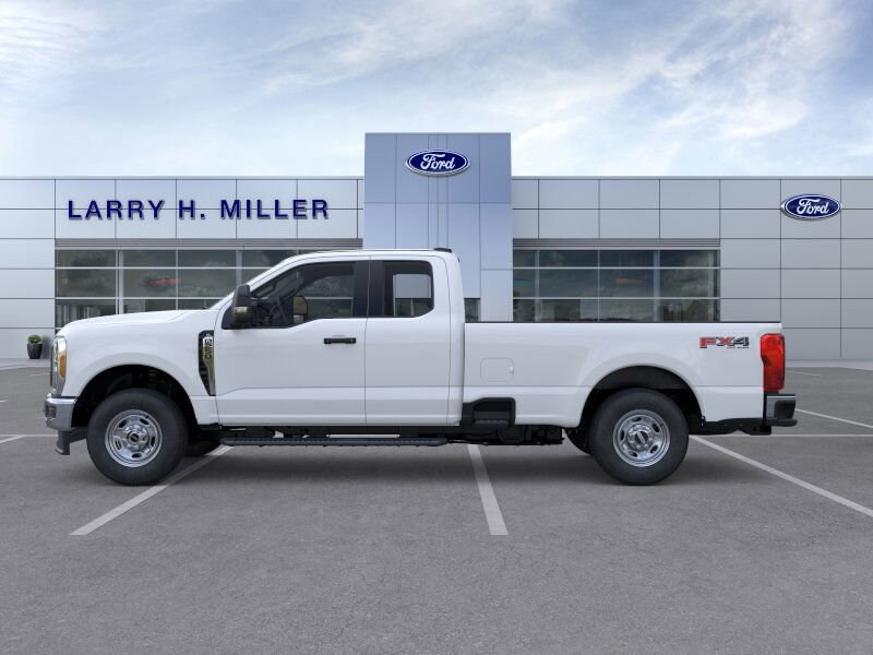 2025 Ford F-250 XL photo 3