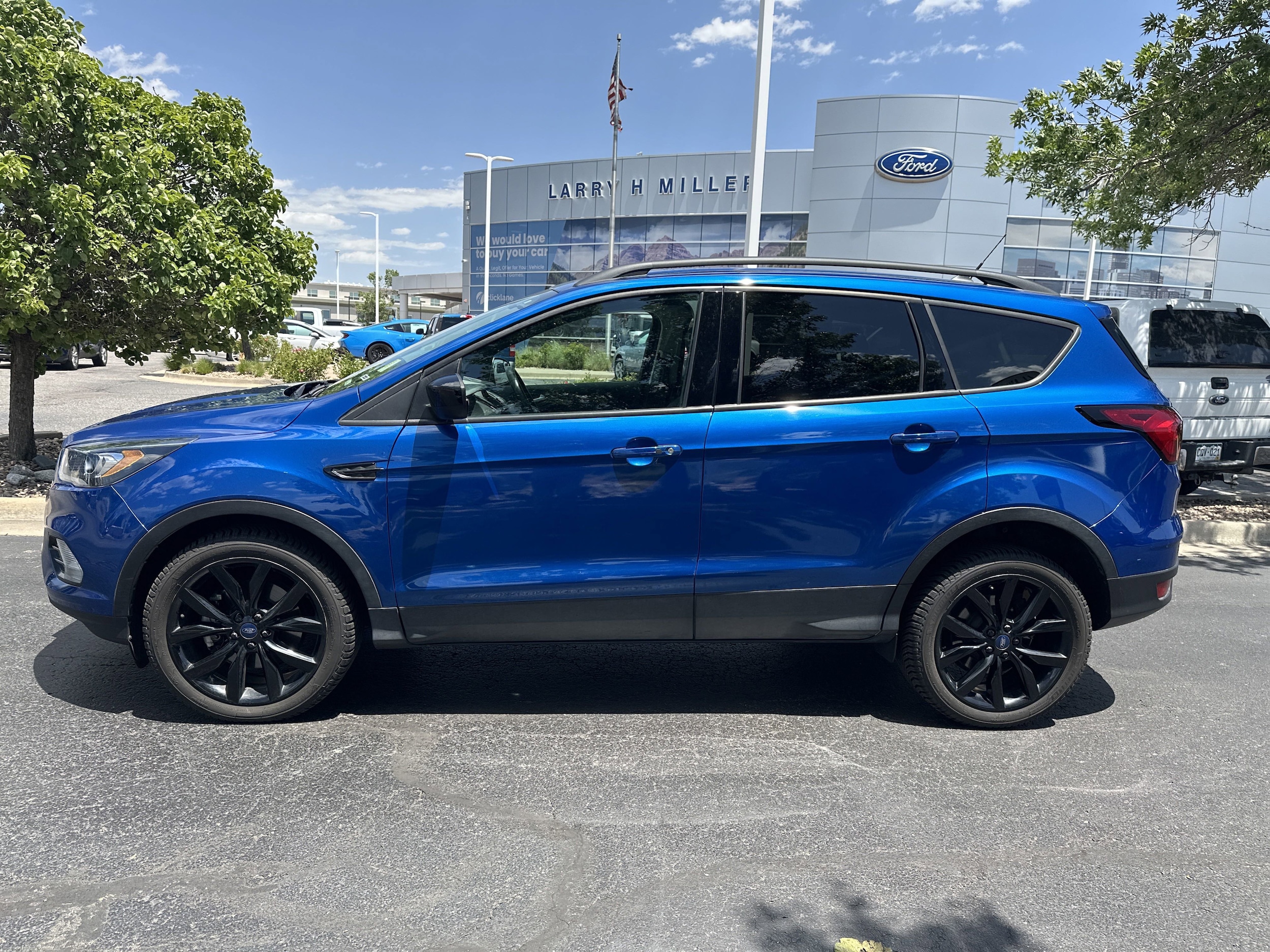 Used 2019 Ford Escape SE with VIN 1FMCU9GD7KUC53743 for sale in Lakewood, CO