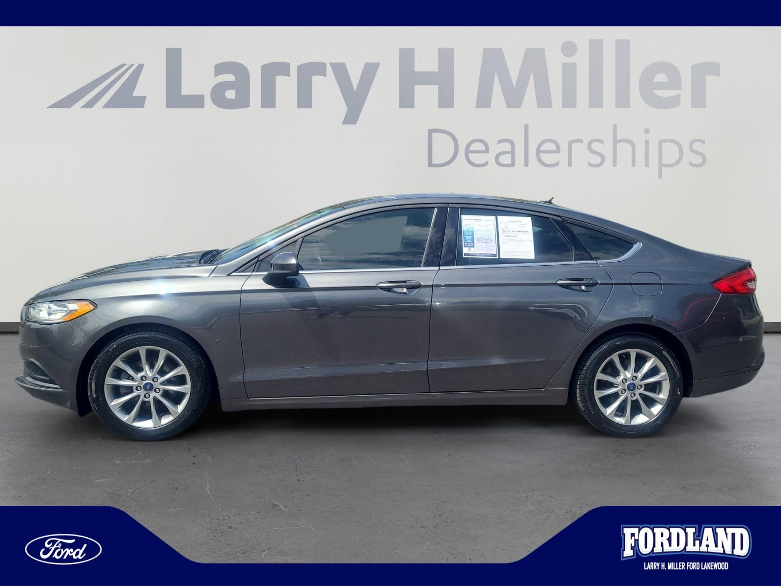 Used 2017 Ford Fusion SE with VIN 3FA6P0HD6HR304528 for sale in Lakewood, CO