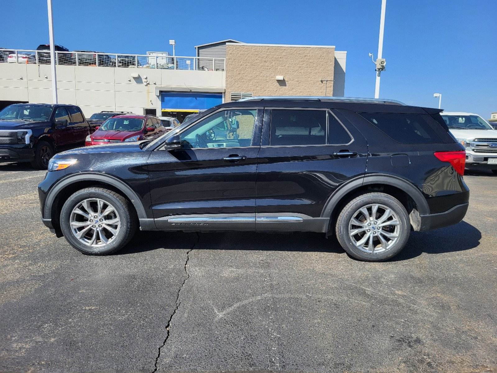 Used 2021 Ford Explorer Limited with VIN 1FMSK8FH2MGB33642 for sale in Lakewood, CO