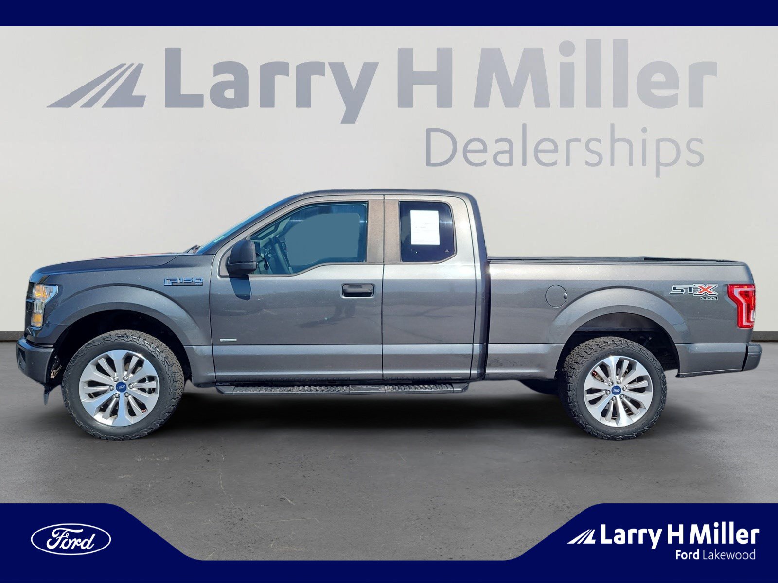 2017 Ford F-150 XL photo 2