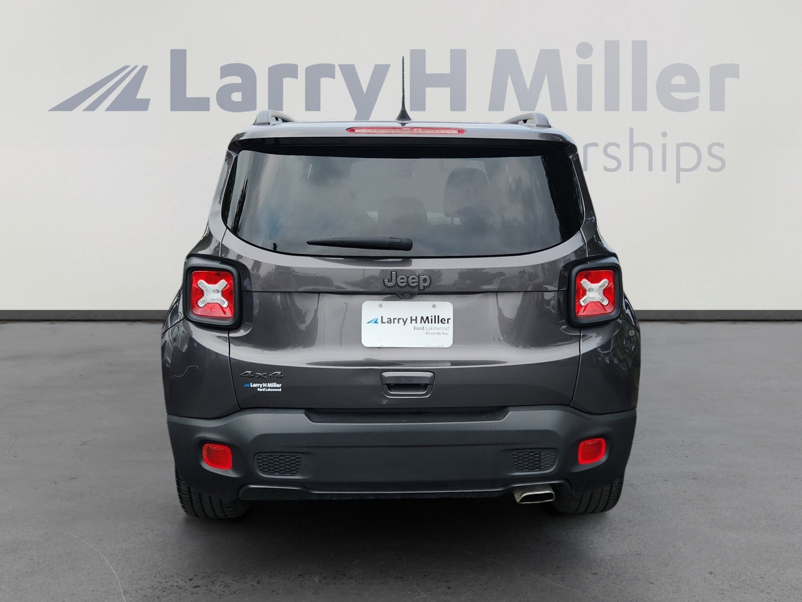 2021 Jeep Renegade Latitude photo 4