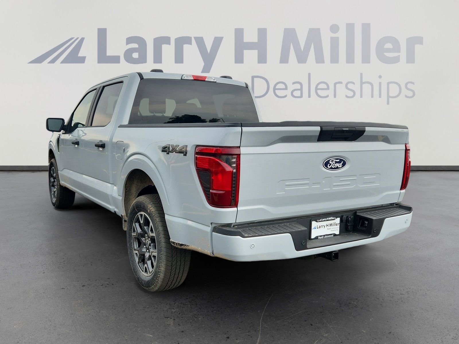 2025 Ford F-150 STX photo 3