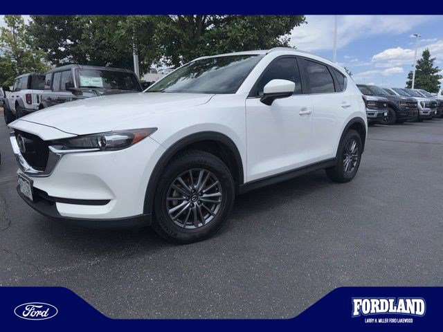 2017 Mazda CX-5 Touring auto's photo