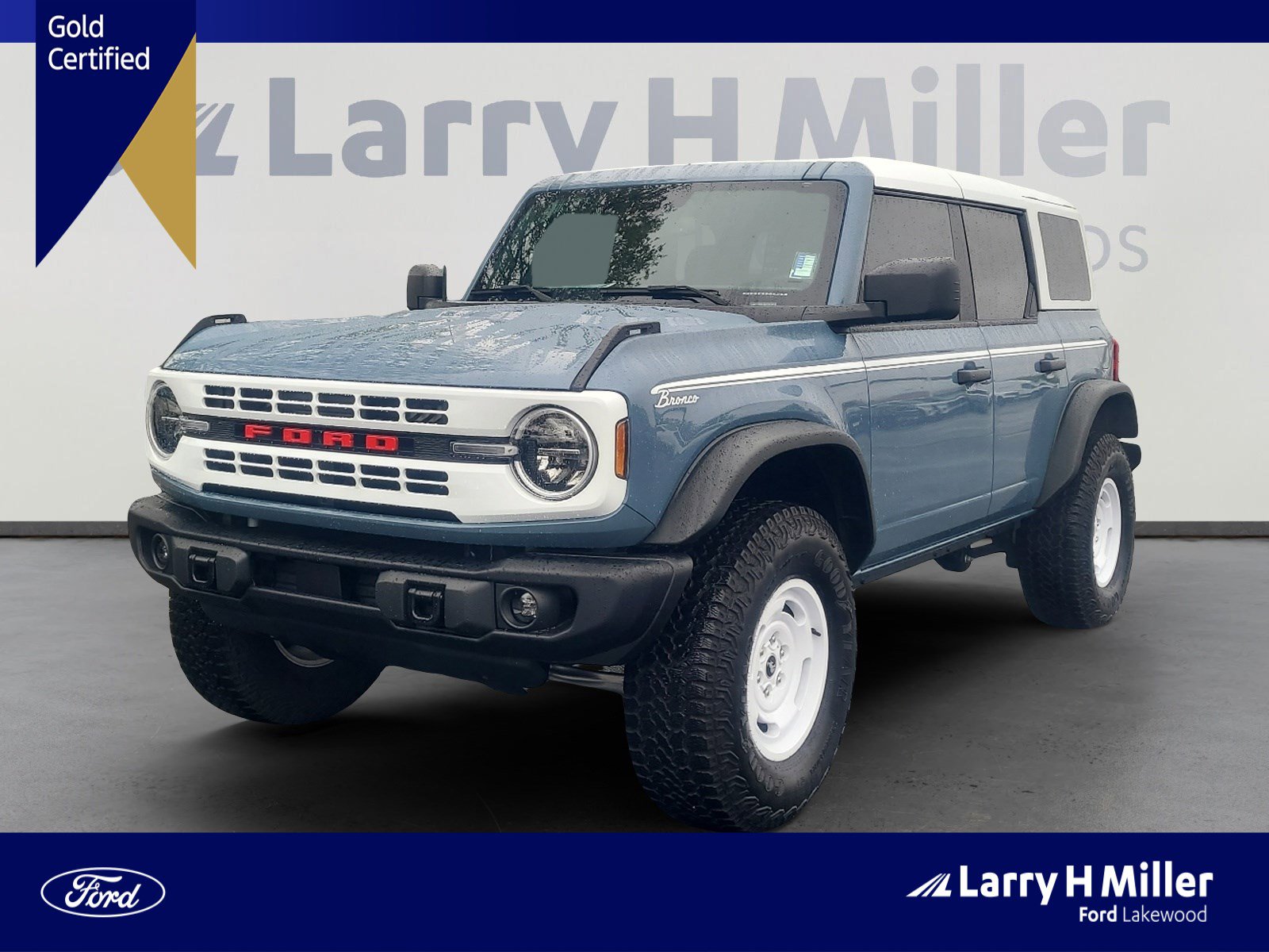 2025 Ford Bronco Heritage Edition 4x4's photo
