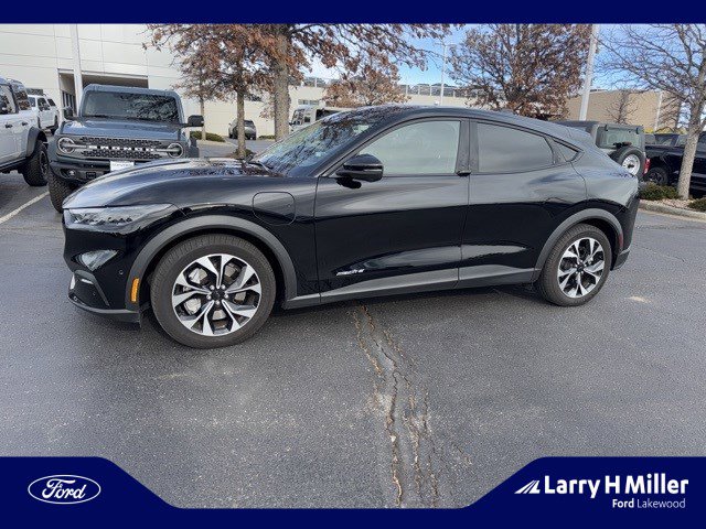 2024 Ford Mustang Mach-E Select RWD's photo