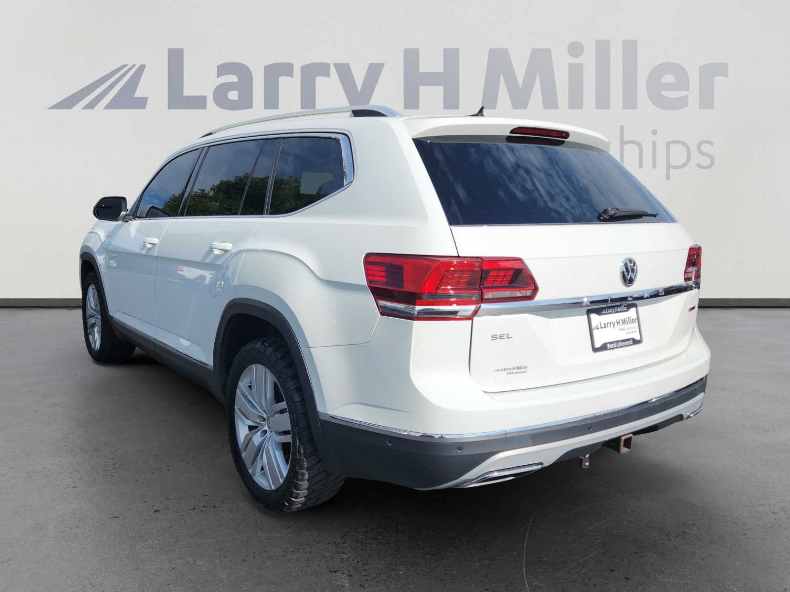 2018 Volkswagen Atlas V6 SEL Premium photo 2