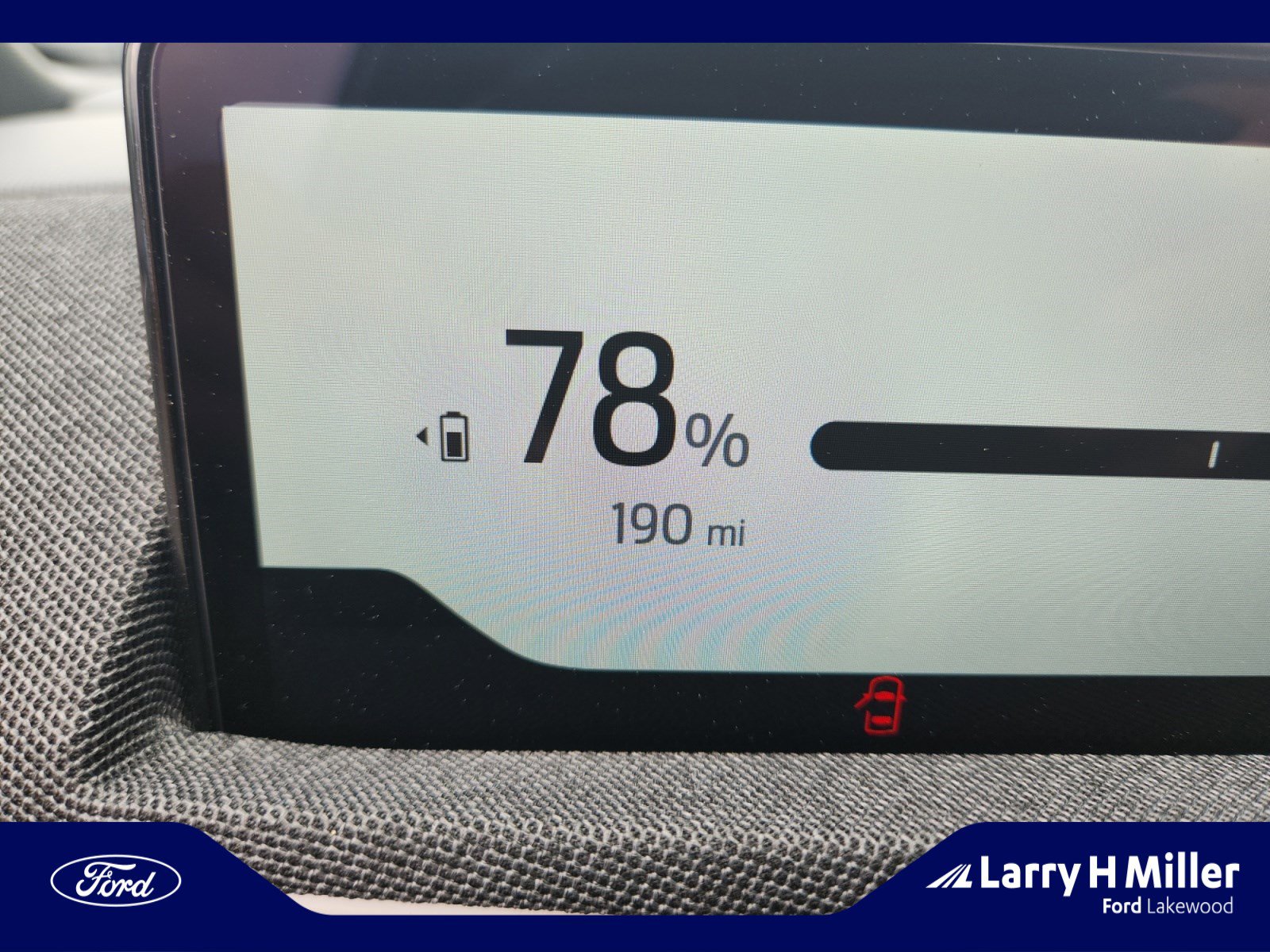 2025 Ford Mustang Mach-E GT - Photo 11