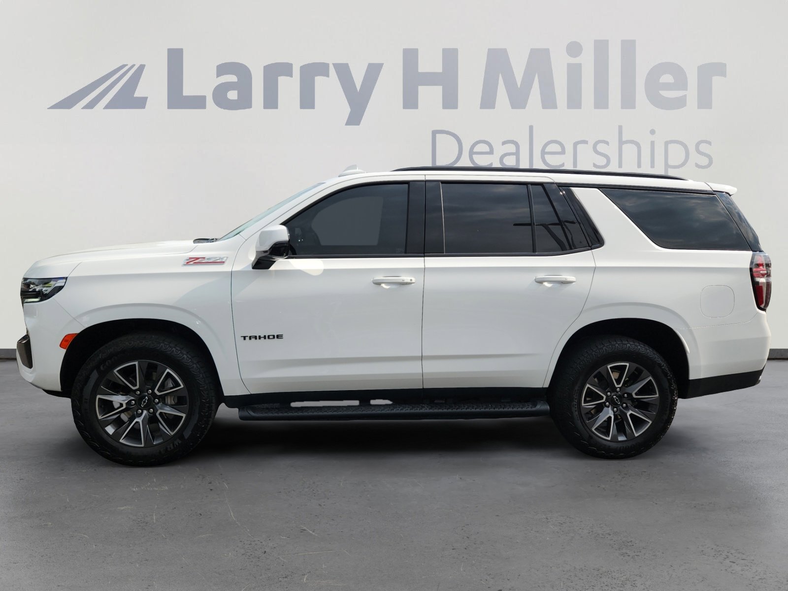 2024 Chevrolet Tahoe Z71 photo 2