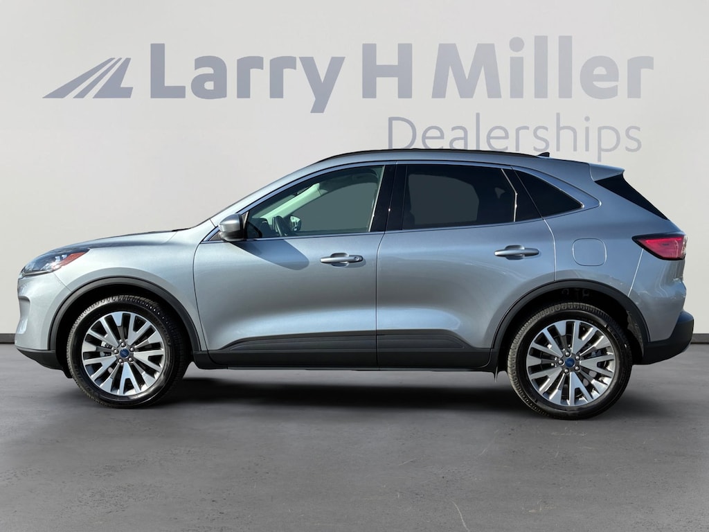 Certified 2022 Ford Escape Titanium SUV