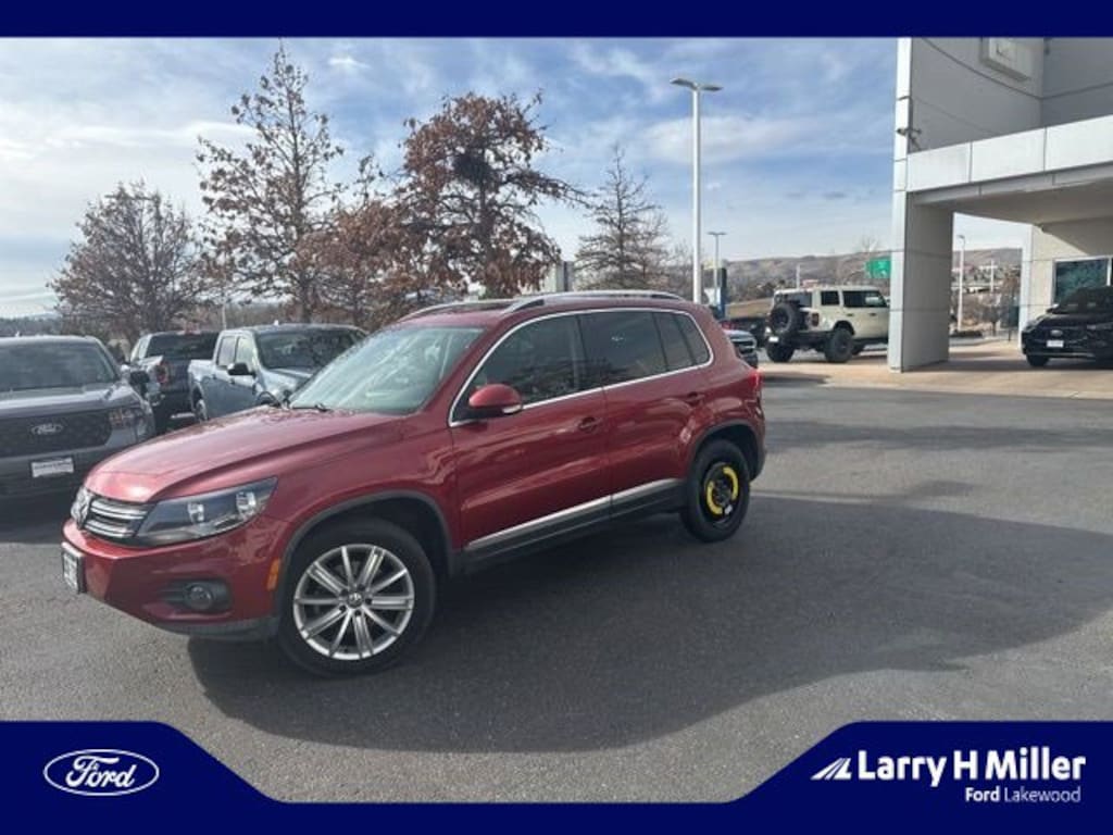 Used 2013 Volkswagen Tiguan SE SUV