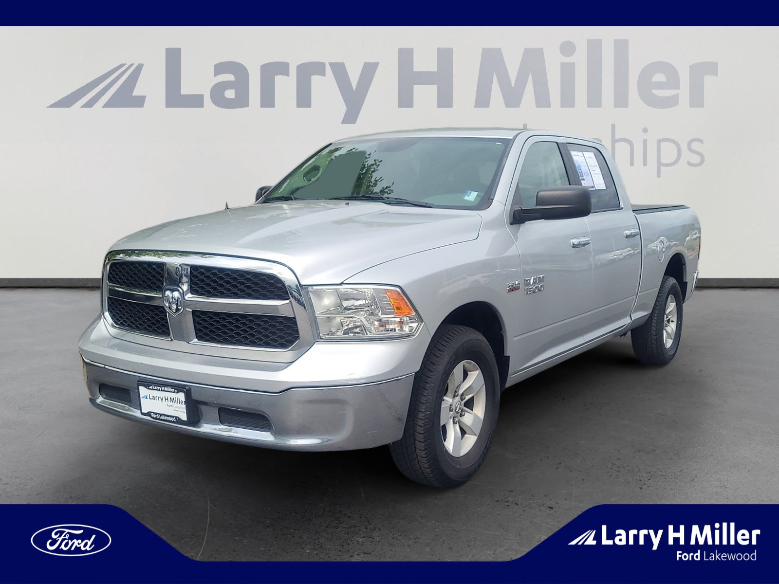 2018 RAM 1500 SLT 4x4 Crew Cab 6'4's photo