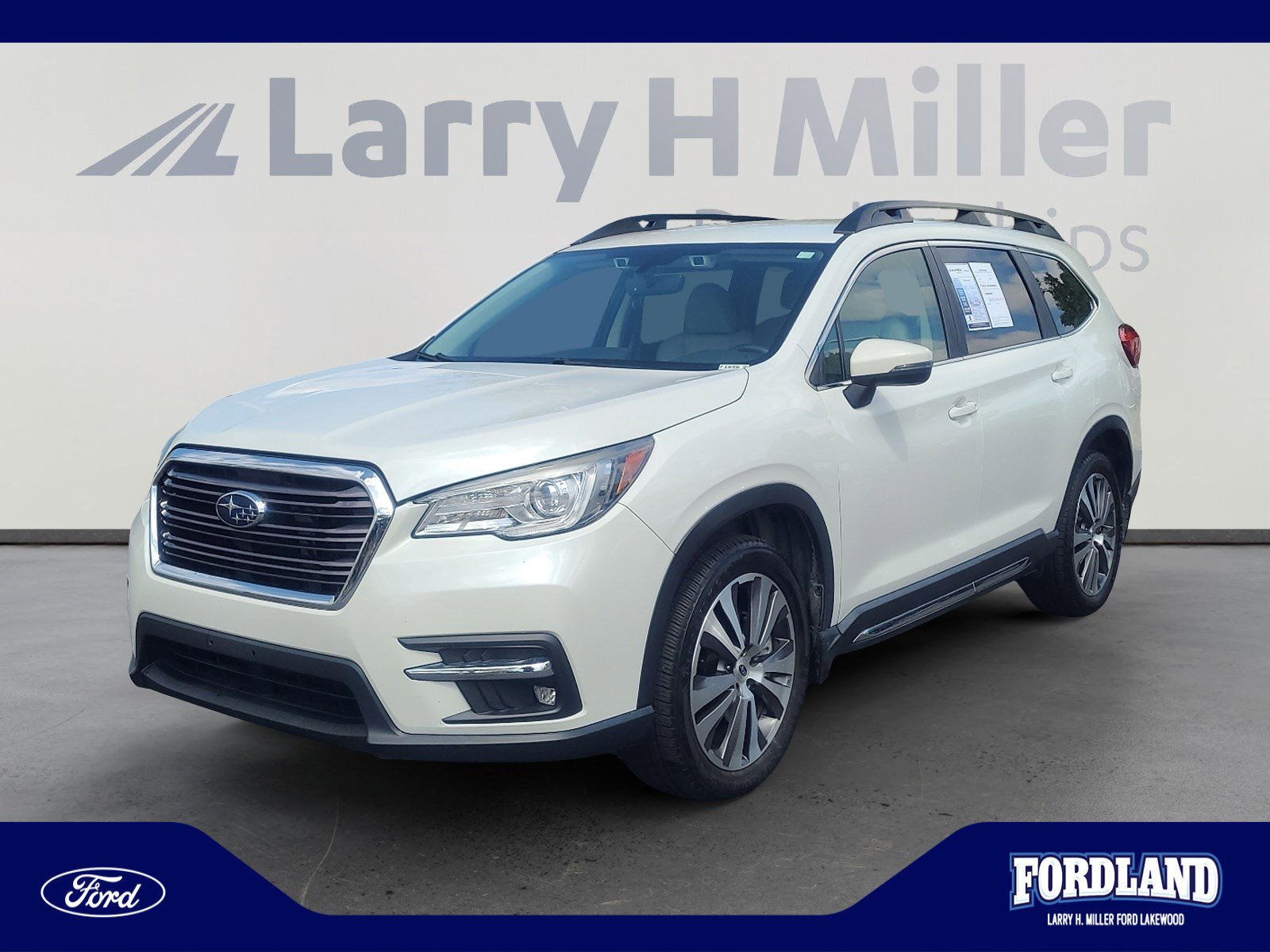 2022 Subaru Ascent Limited 8 Passenger's photo