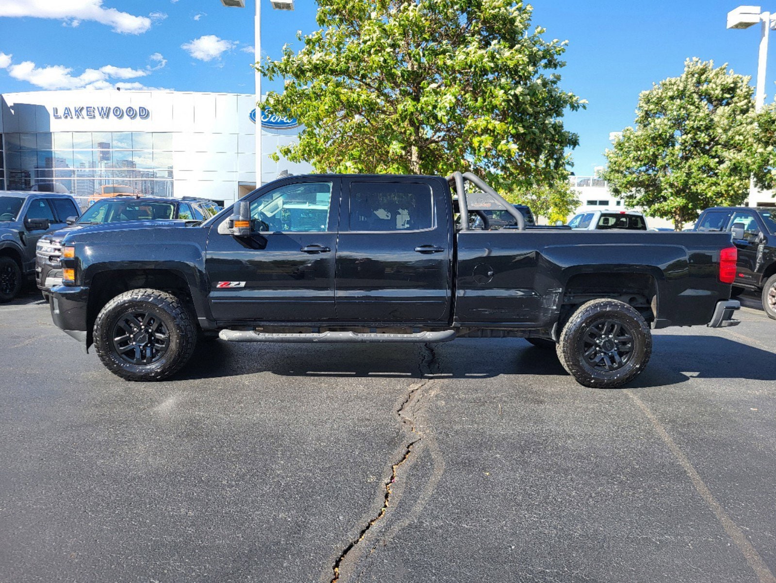 Used 2018 Chevrolet Silverado 2500HD LT with VIN 1GC1KVEY8JF271476 for sale in Lakewood, CO