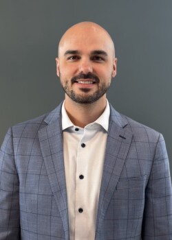 Staff member Andrew Keadle from ID_c6c8ca31de5a