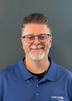 Staff member Chip Davis from ID_c88aaa8a2737