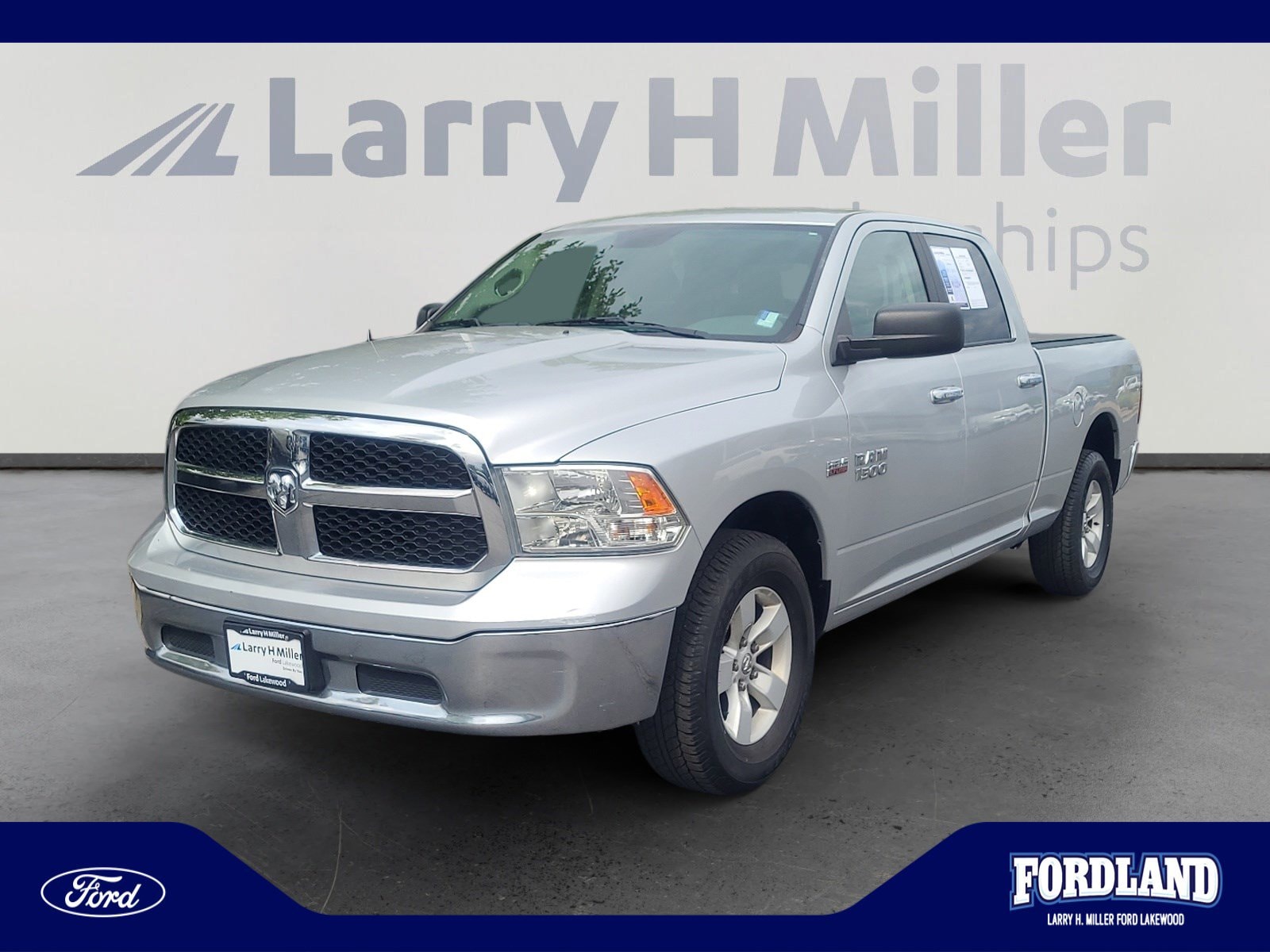2018 RAM 1500 SLT 4x4 Crew Cab 6'4's photo