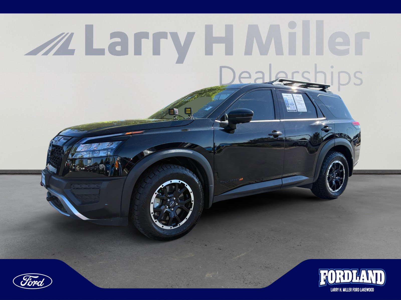 2025 Nissan Pathfinder Rock Creek 4WD's photo