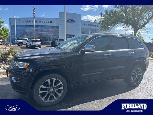 2017 Jeep Grand Cherokee Overland 4WD's photo