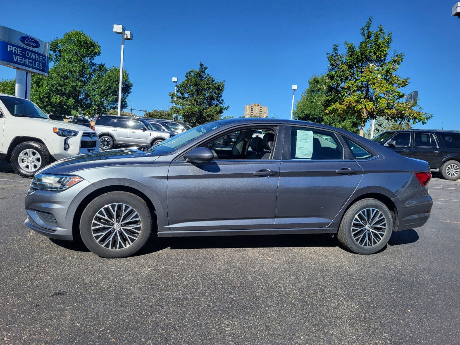 Certified 2019 Volkswagen Jetta SE with VIN 3VWC57BUXKM090228 for sale in Lakewood, CO