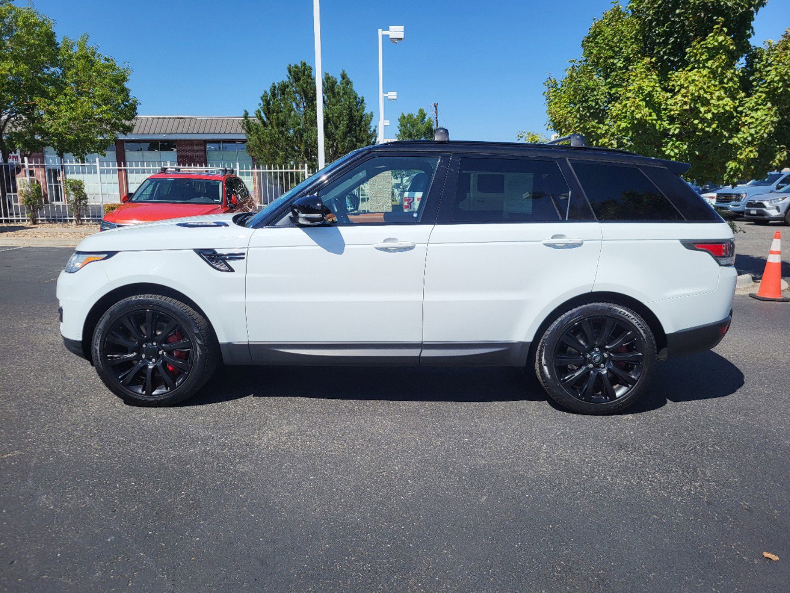 Used 2014 Land Rover Range Rover Sport Supercharged with VIN SALWR2EF3EA305902 for sale in Lakewood, CO