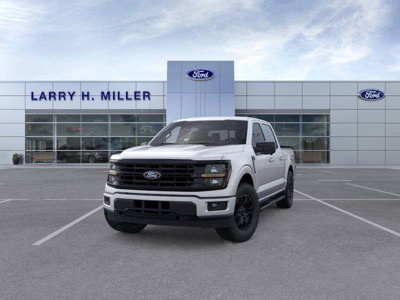 2025 Ford F-150 XLT photo 2