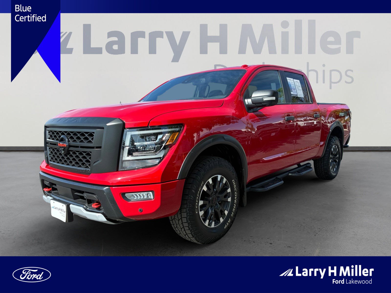2021 Nissan Titan PRO-4X 4X4 Crew Cab's photo