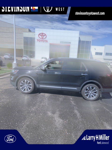 2016 Ford Explorer Platinum's photo