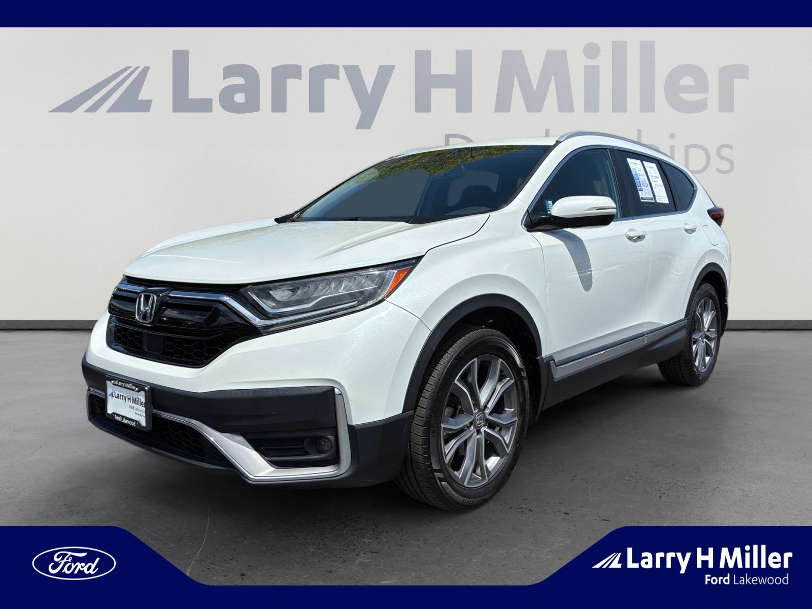 2022 Honda CR-V Touring AWD's photo