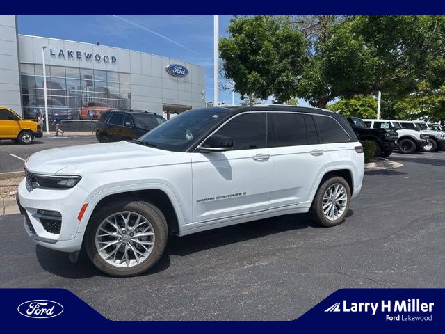 2023 Jeep Grand Cherokee Summit 4x4's photo