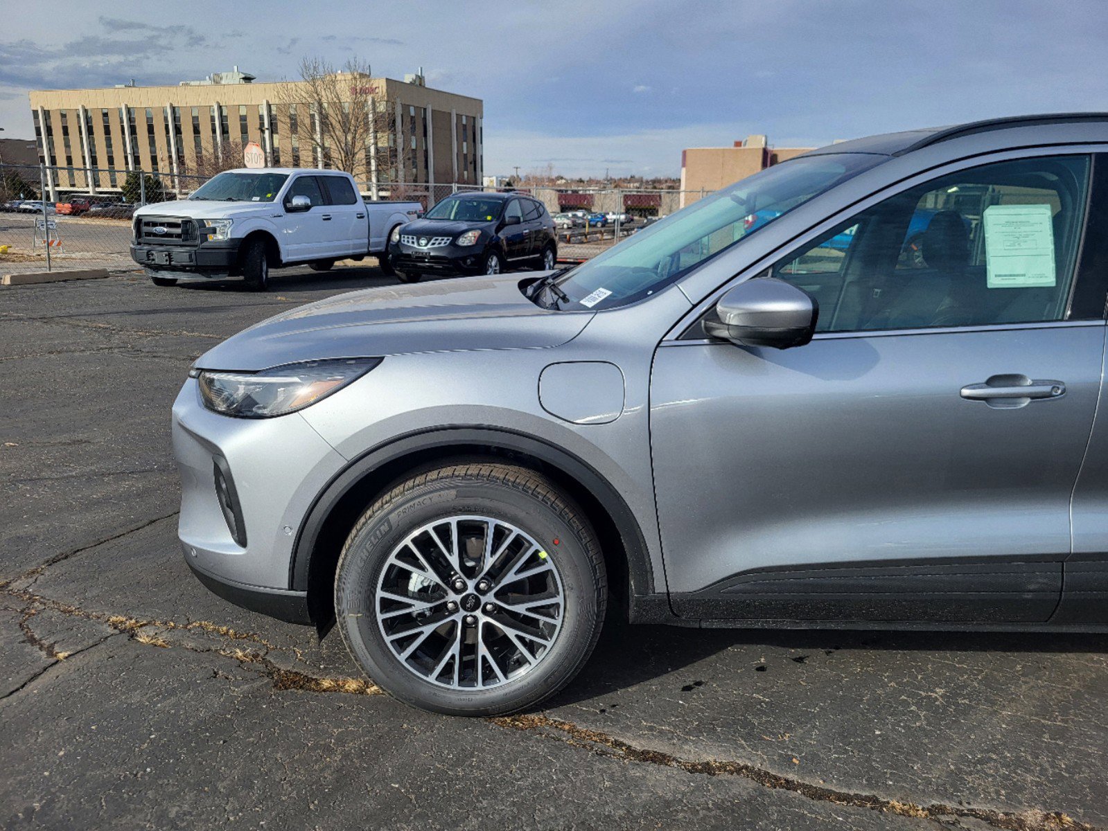 2024 Ford Escape Plug-In Hybrid photo 2