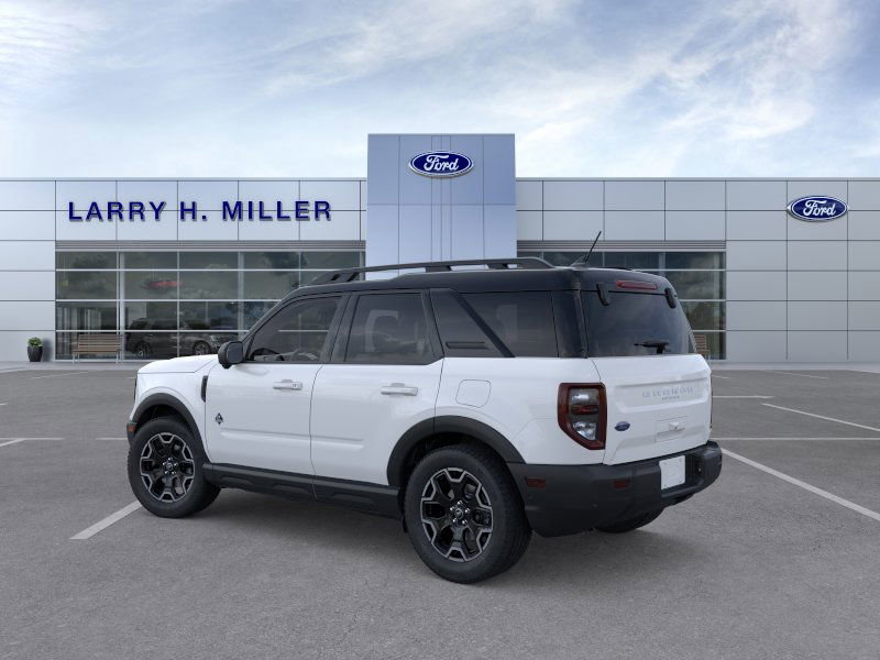 2025 Ford Bronco Sport Outer Banks photo 3