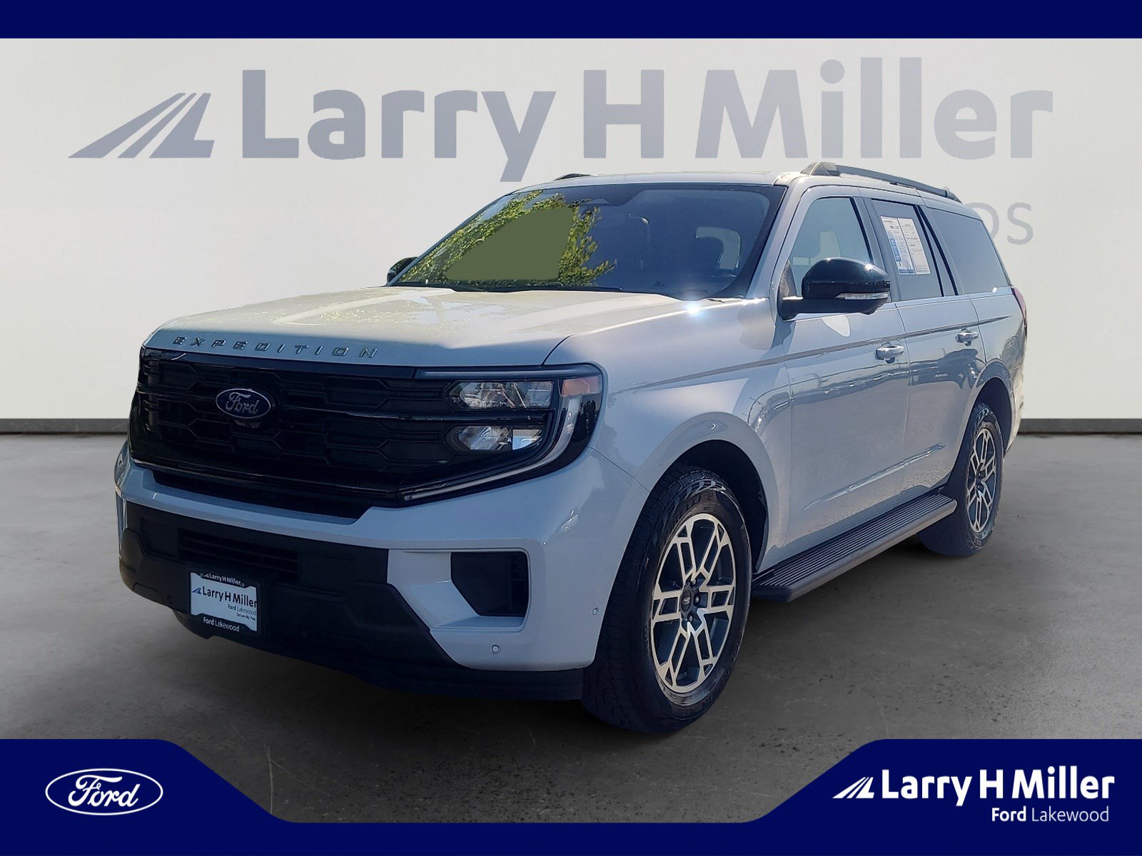 2025 Ford Expedition Active 4x4's photo